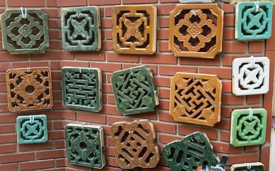 Gạch Thông Gió Men Hoa Cổ - Ảnh 2